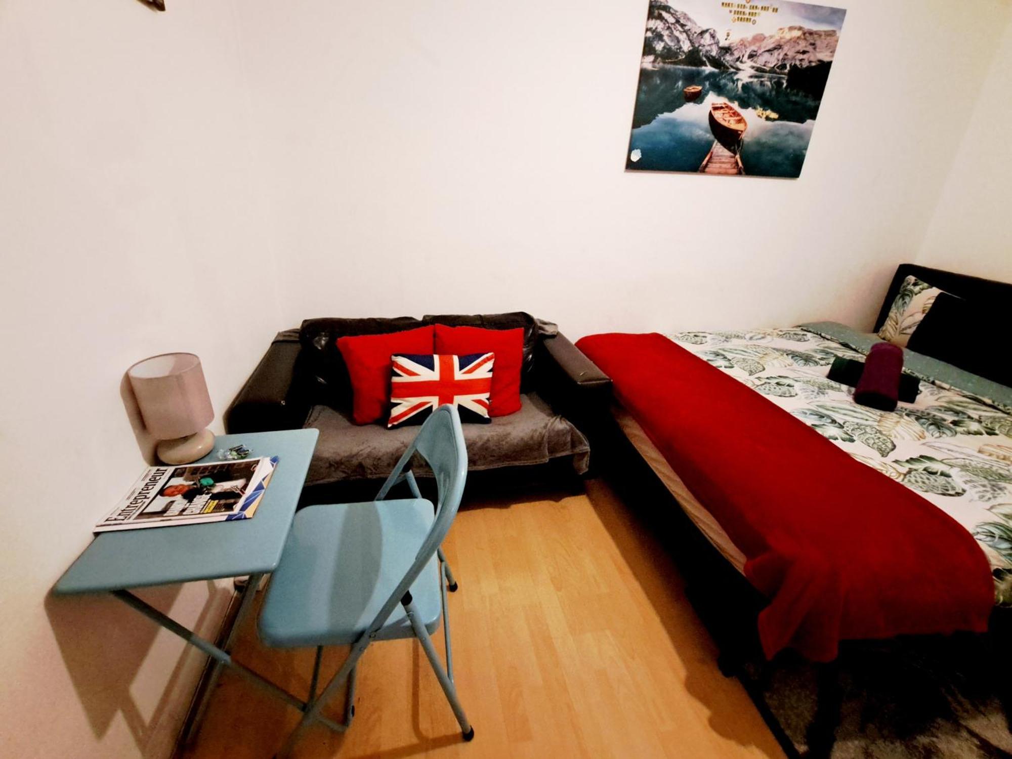 Merciful King Room, In Zone 2-3 Londra Oda fotoğraf